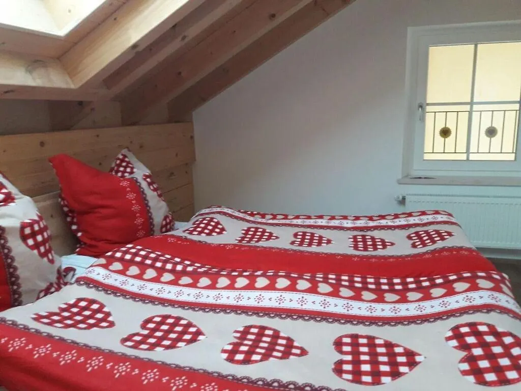 Richter 2 Comfortable Holiday Residence Wackersberg